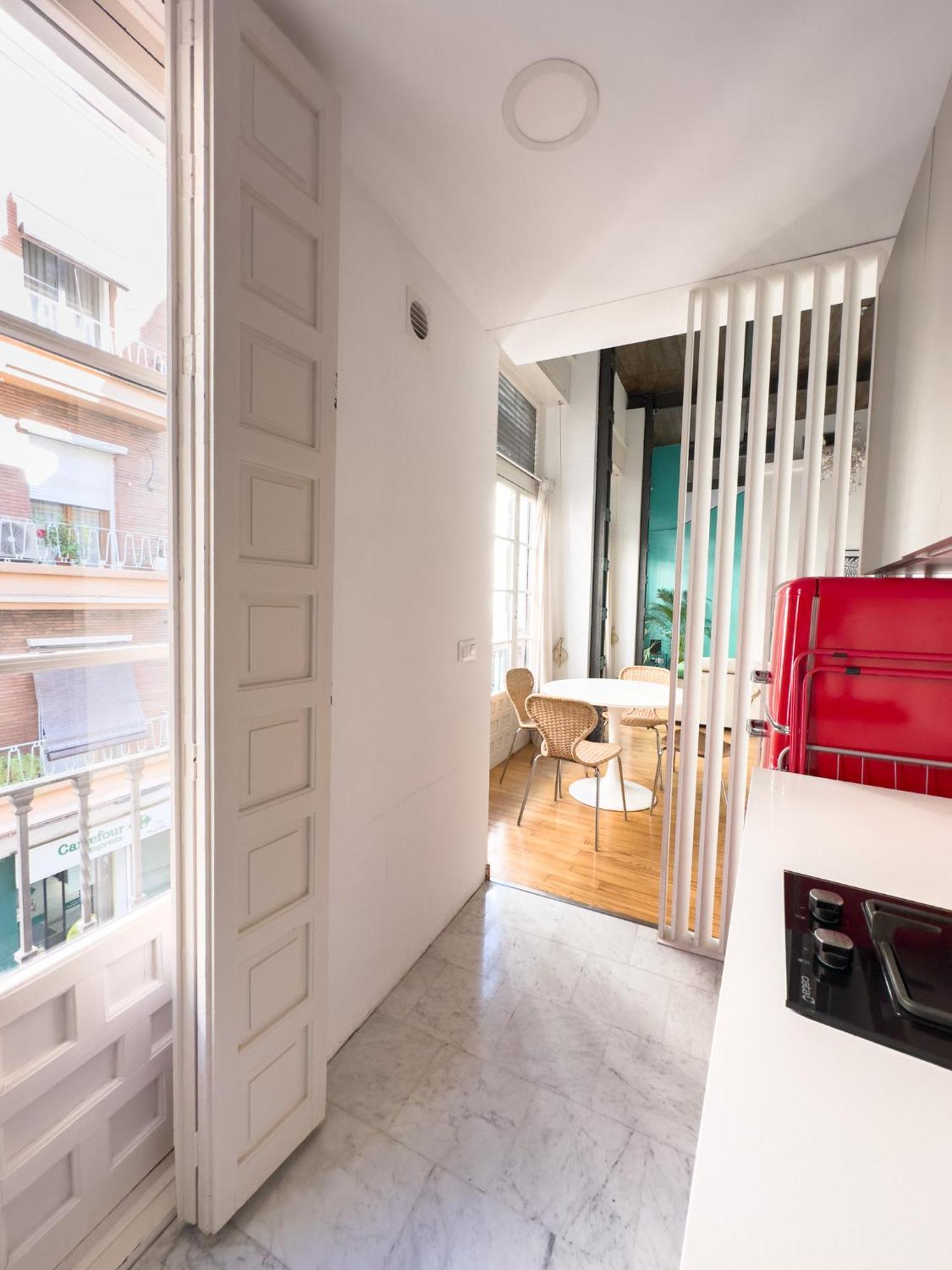 Stylish 1br Apt, Ac, Near Sight, Private Parking Opt Appartement