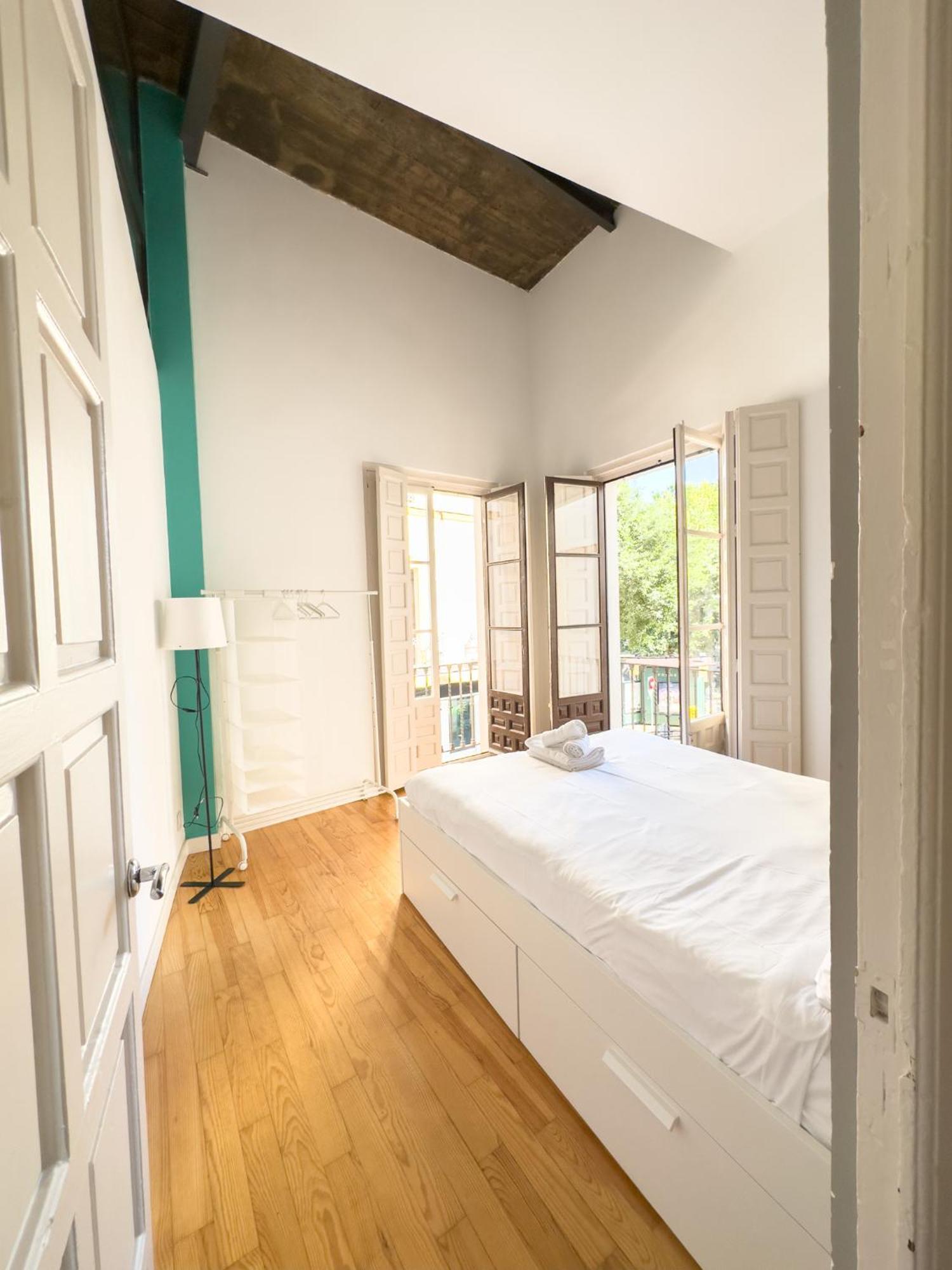 Stylish 1br Apt, Ac, Near Sight, Private Parking Opt * Séville