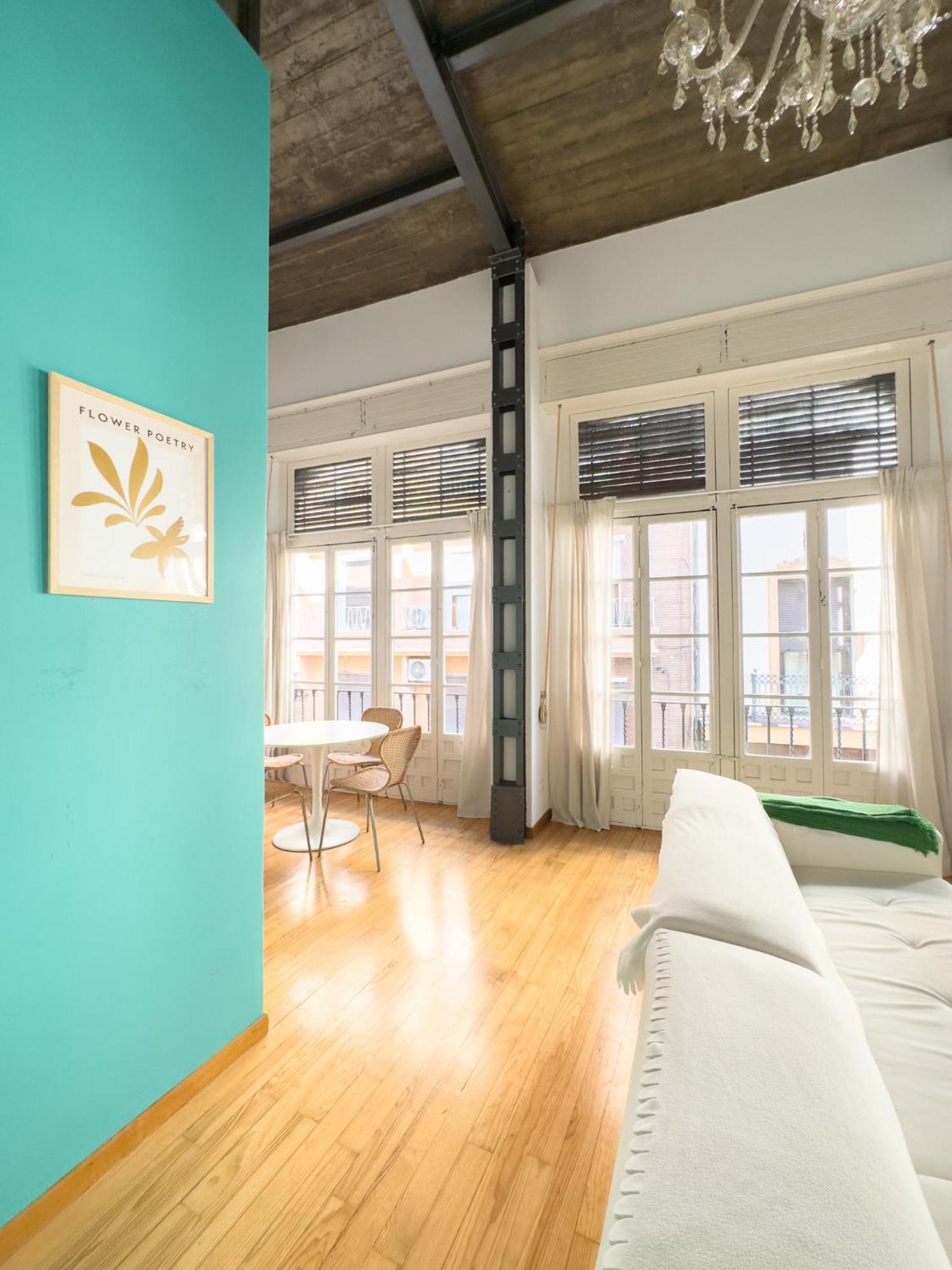 Stylish 1br Apt, Ac, Near Sight, Private Parking Opt * Séville